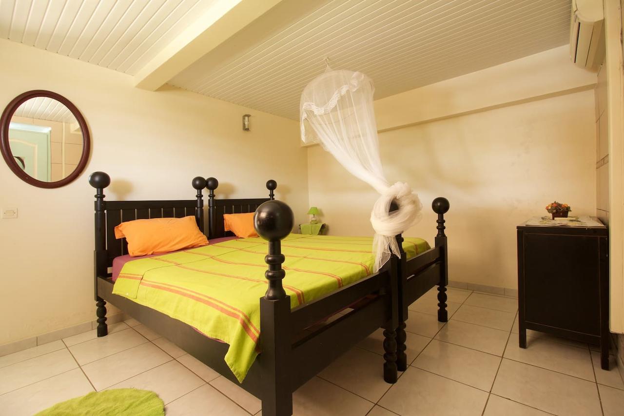 Appartement Vacances Goyave Cap Chevalier Exteriör bild